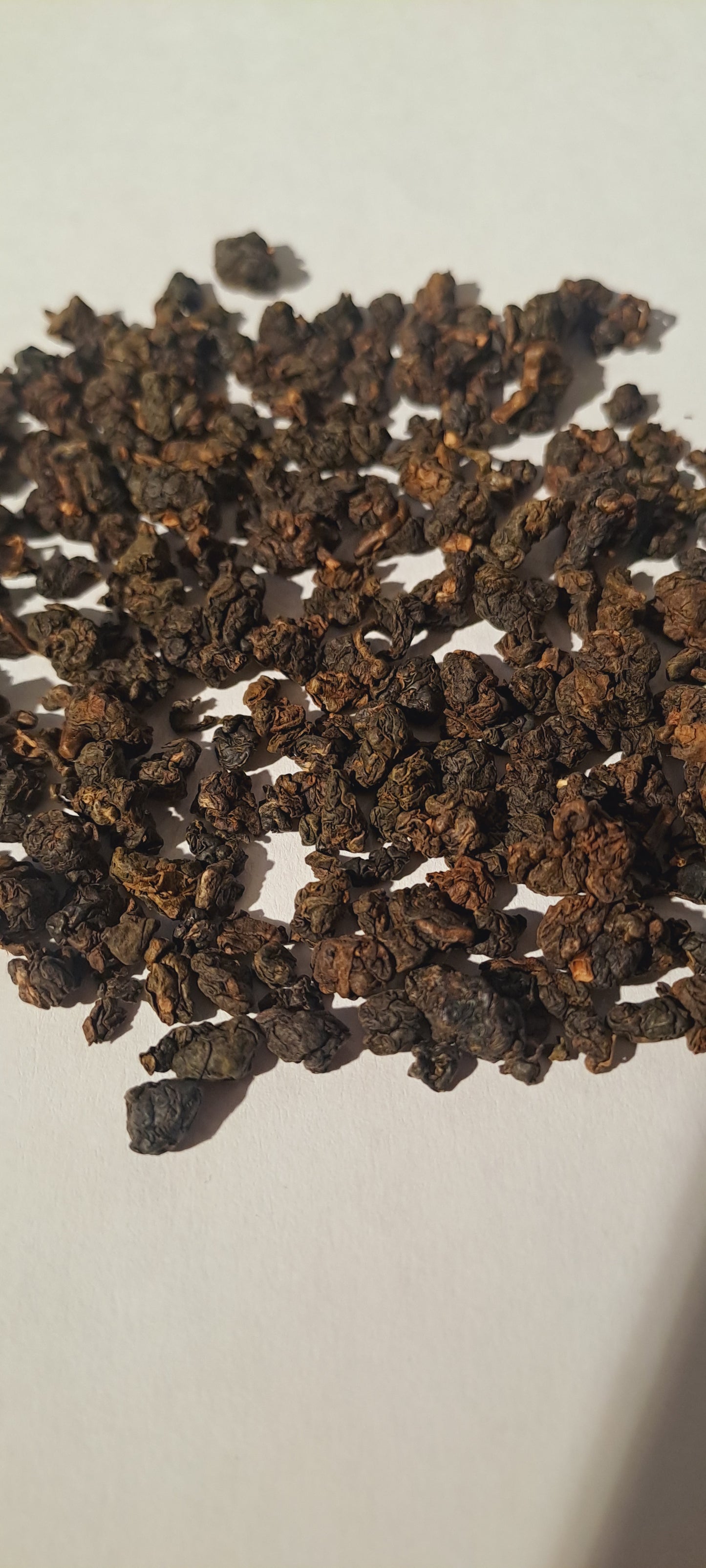 Charcoal baked oolong tea