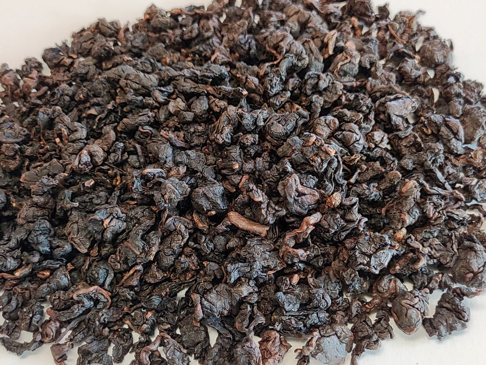Charcoal baked oolong tea