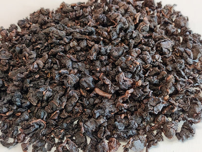 Charcoal baked oolong tea