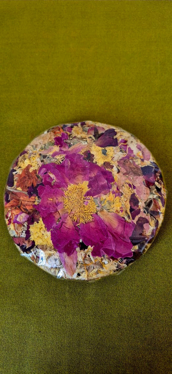 Pressed Flower Tea Cake- Chrysanthemum, Lily, Peony &amp; Jasmine
